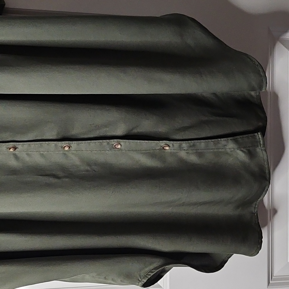 Lou & Grey LOFT Olive Green Button Front Open V Neck Tunic XL Blouse Lyocell - Picture 6 of 12